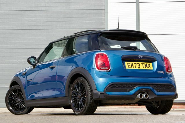 Mini Hatch 2023 2.0 Cooper S Exclusive Steptronic Euro 6 Ss Blue #3