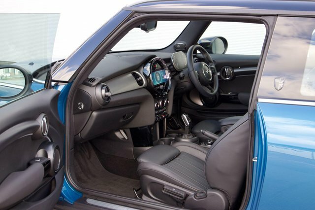 Mini Hatch 2023 2.0 Cooper S Exclusive Steptronic Euro 6 Ss Blue #6