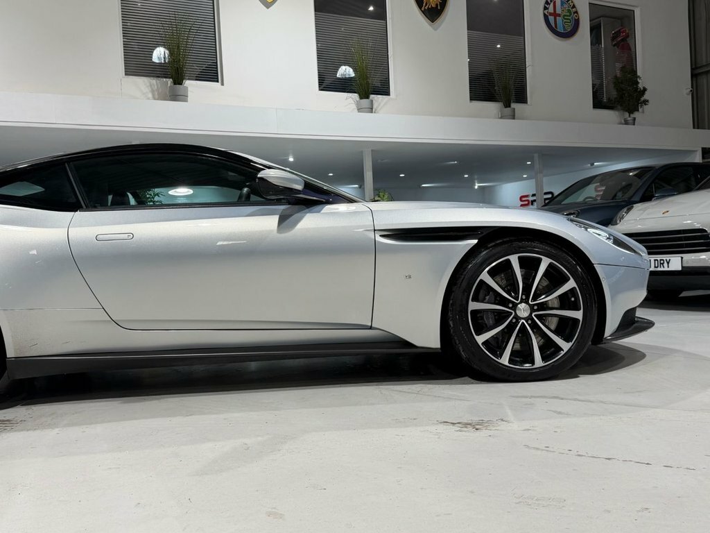 Aston Martin DB11 5.2 V12 Coupe Euro 6 Ss 608 Ps Silver #5