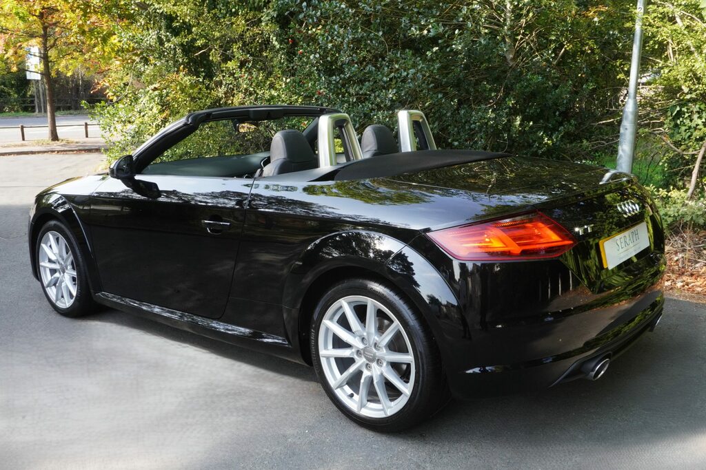 Audi TT 1.8 Tfsi Sport Black #4