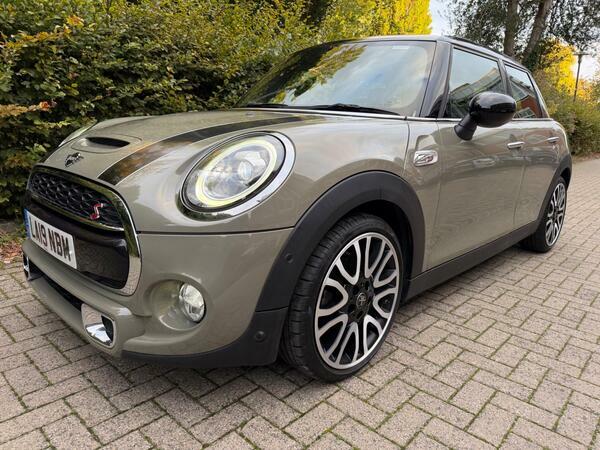 Mini Hatch 2.0 Cooper S Exclusive Steptronic Euro 6 Ss #3