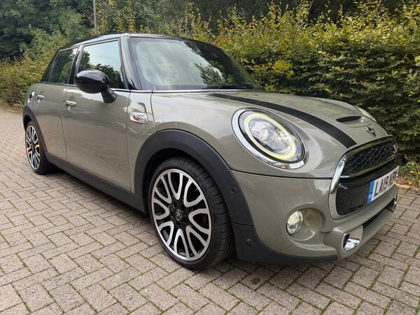 Mini Hatch 2.0 Cooper S Exclusive Steptronic Euro 6 Ss