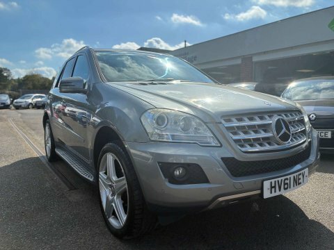 Mercedes-Benz M Class 3.0 Ml300 Cdi Silver