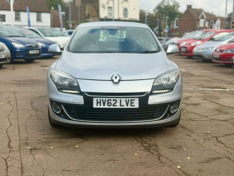 Renault Megane 1.6 16V Dynamique Silver #2