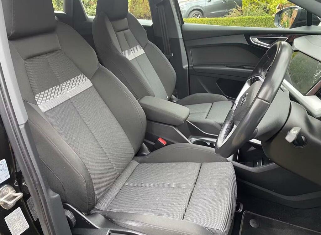 Audi Q4 E Tron Sport Black #2