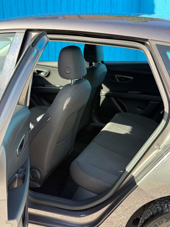 Seat Leon 2015 1.2 Tsi Se Hatchback Euro 6 Grey #4