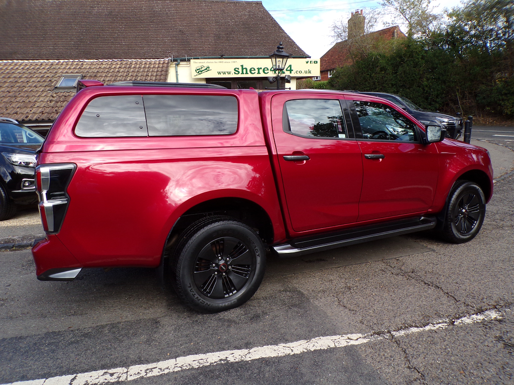 Isuzu D-Max 1.9 Td V-cross Pickup Double Cab Red #4