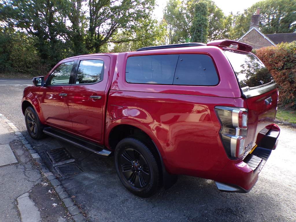 Isuzu D-Max 1.9 Td V-cross Pickup Double Cab Red #3