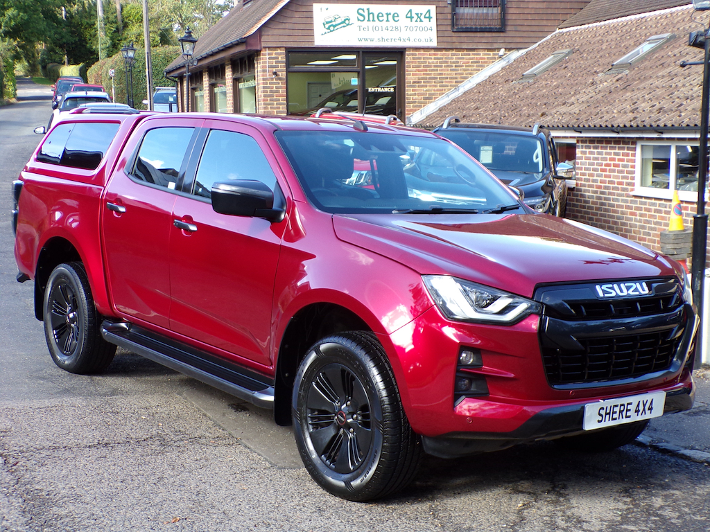 Isuzu D-Max 1.9 Td V-cross Pickup Double Cab Red
