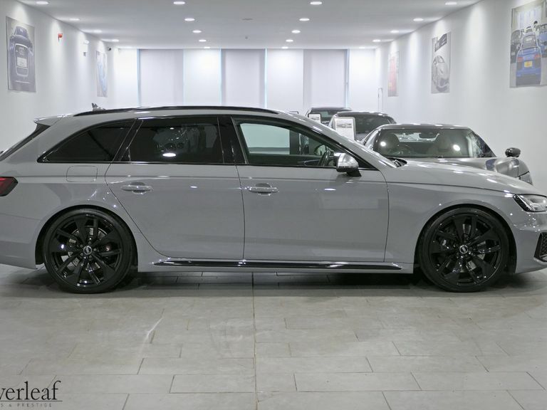 Audi RS4 2018 18 Audi Rs 4 Tfsi Quattro S Tronic Grey #3