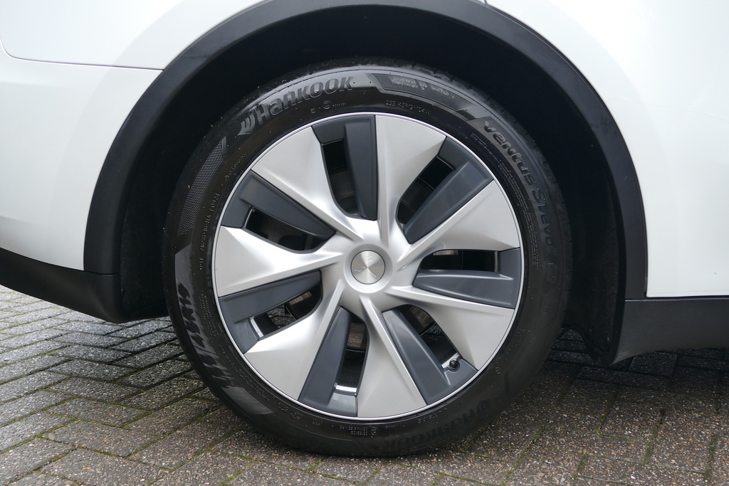 Tesla Model Y Auto Rwd 5dr Grey #37