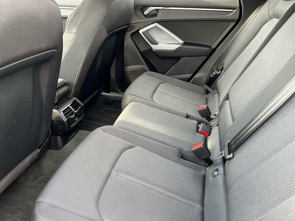 Audi Q3 2.0 Tdi 35 Sport S Tronic Euro 6 Ss Silver #4