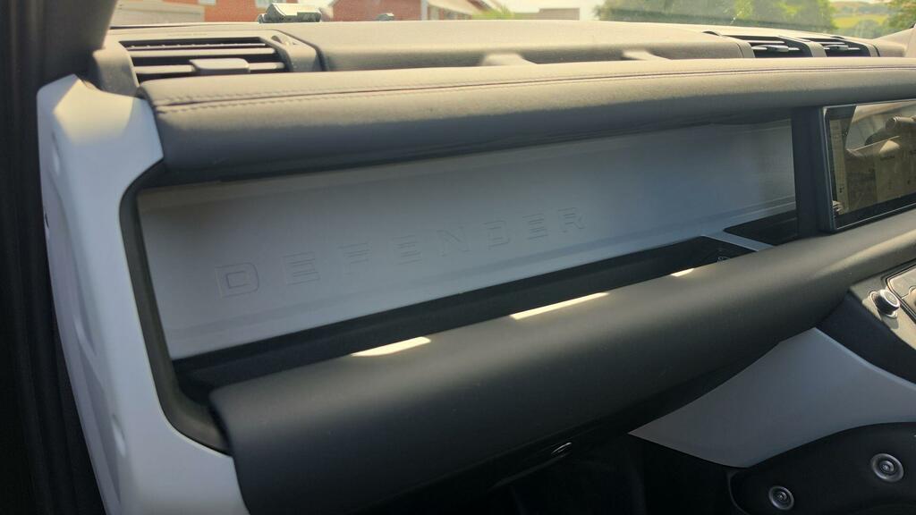 Land Rover Defender 110 3.0 D300 X-dynamic Hse 110 Grey #33