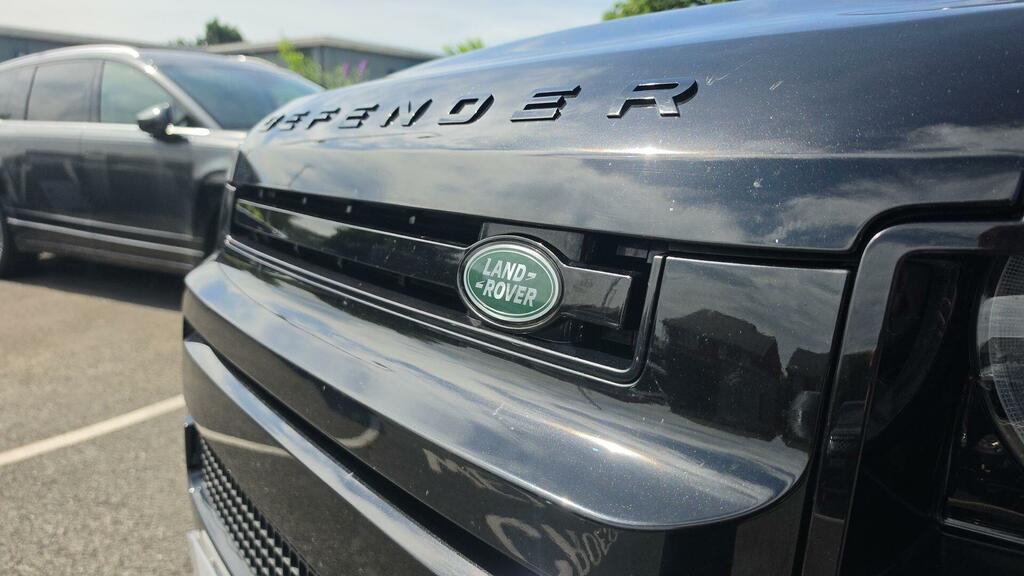 Land Rover Defender 110 3.0 D300 X-dynamic Hse 110 Grey #25