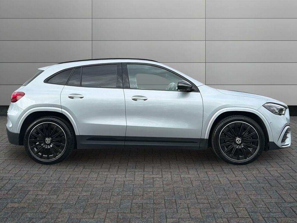Mercedes-Benz GLA Class Gla 220 D 4Matic Amg Line Premium Plus Silver #5