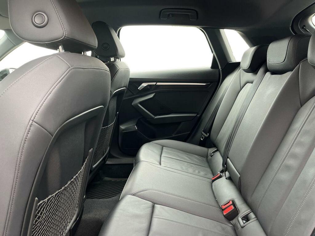 Audi A3 1.4 Tfsie 40 Sport Sportback Plug-in Hy Black #4