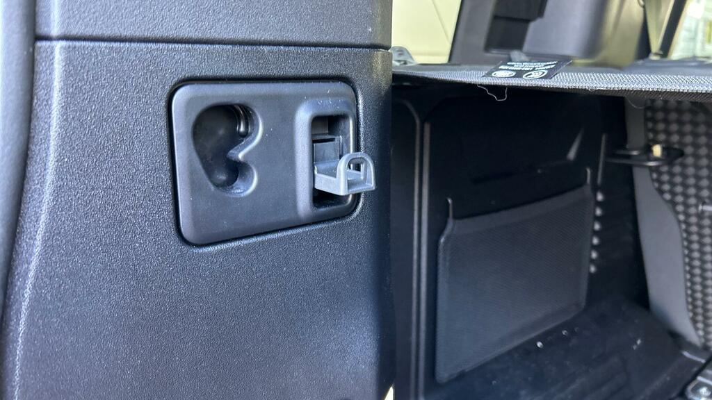 Land Rover Defender 110 Se Black #25