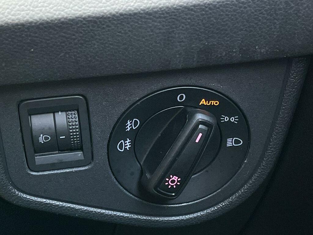 Volkswagen Polo Se Evo Black #33