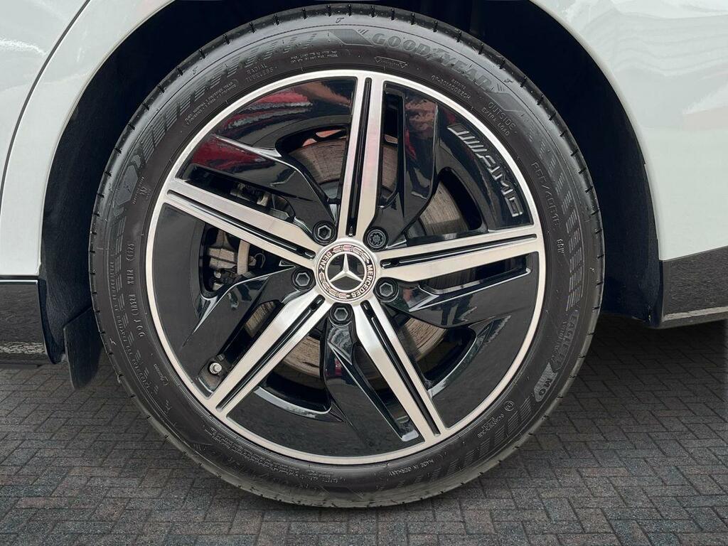 Mercedes-Benz CLA Class Cla 220 4Matic Amg Line Premium Plus Green #8