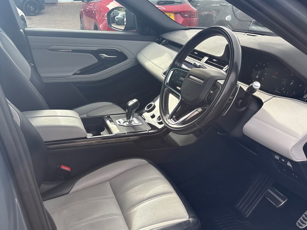 Land Rover Range Rover Evoque 1.5 P300e Se Red #44