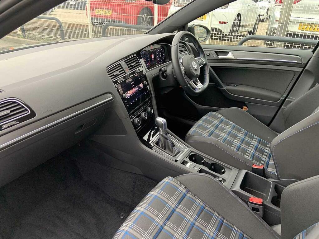 Volkswagen Golf Mk7 Facelift 1.4 Tsi Gte Phev 204Ps Dsg Clic Black #2