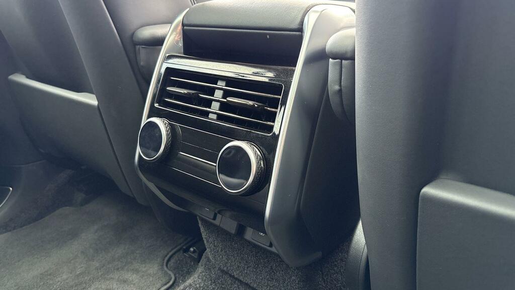Land Rover Range Rover 3.0 D350 Green #16