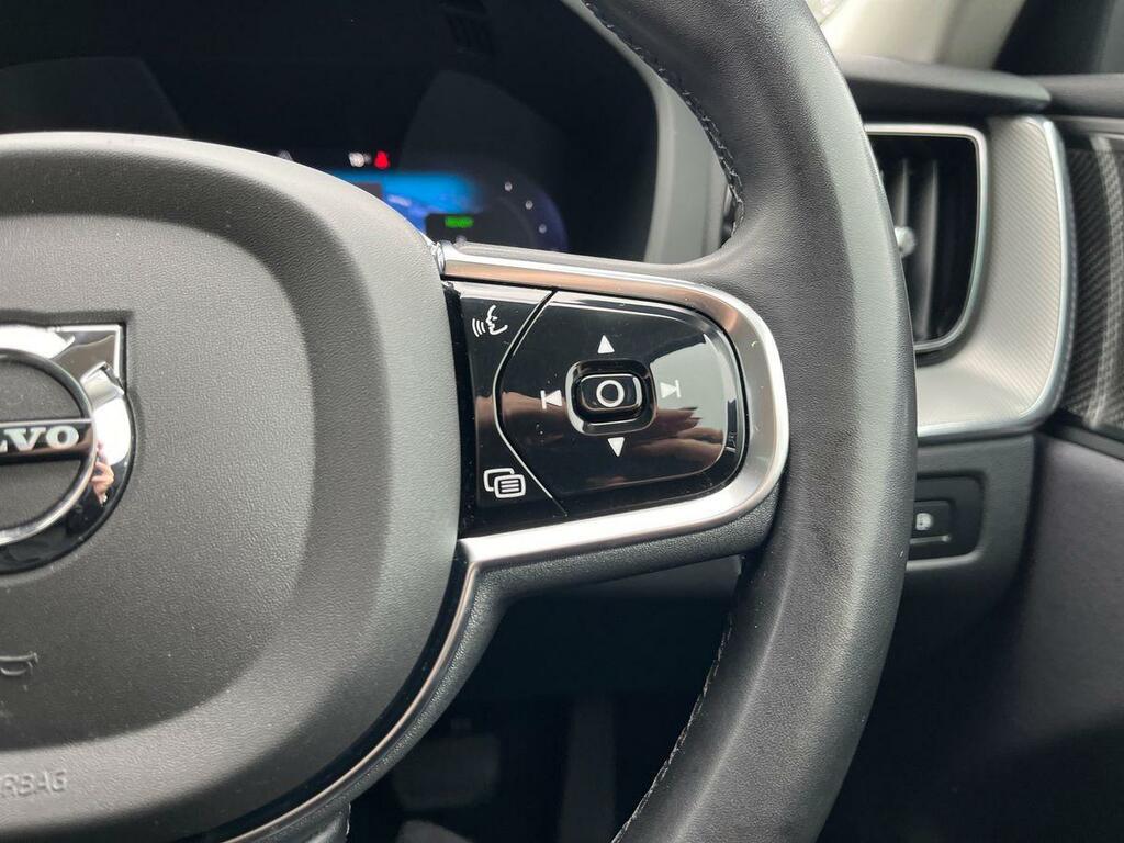 Volvo XC60 Plus Grey #15