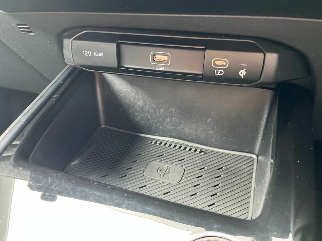 Kia e-Niro 150Kw 3 65Kwh Black #37