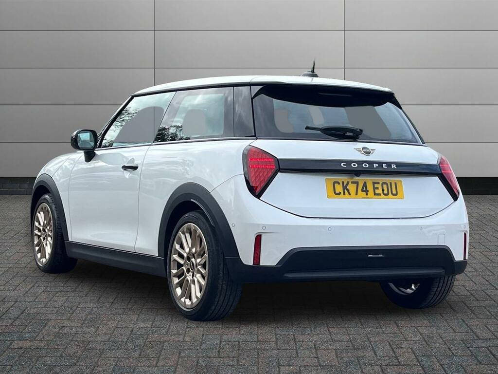 Mini Hatch 1.5C Exclusive Steptronic Euro 6 Ss White #2
