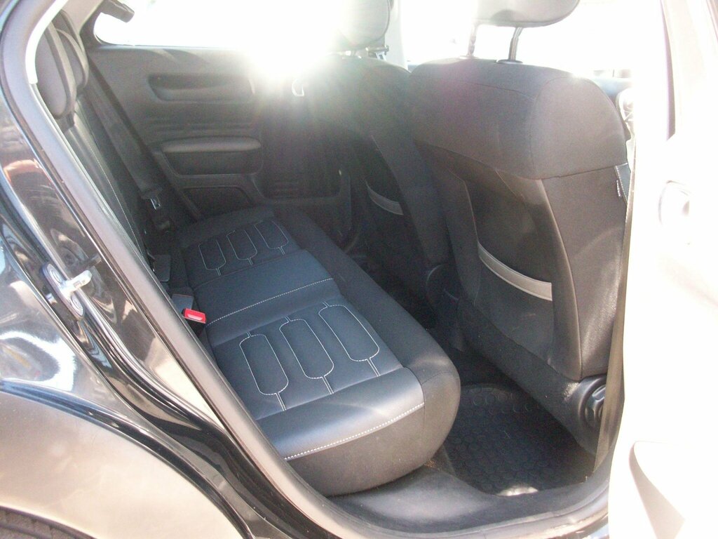 Citroen C4 Cactus 1.2 Puretech 82 Flair Purple #11