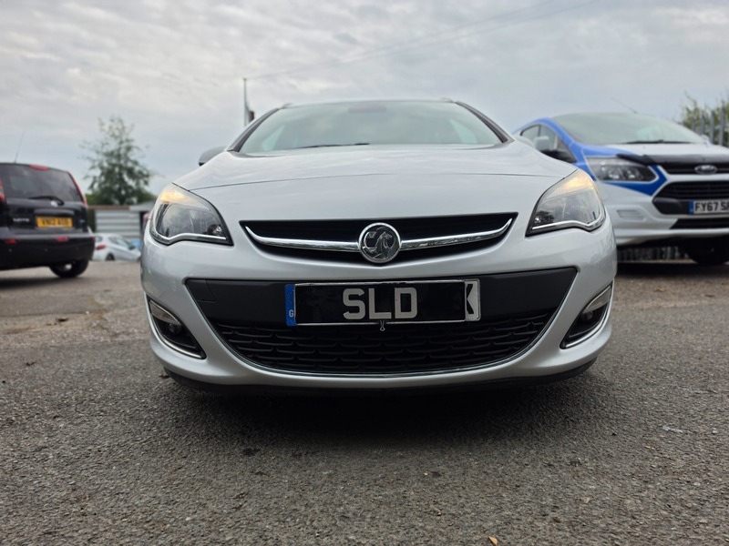 Vauxhall Astra Se DU62ZMX Silver #2