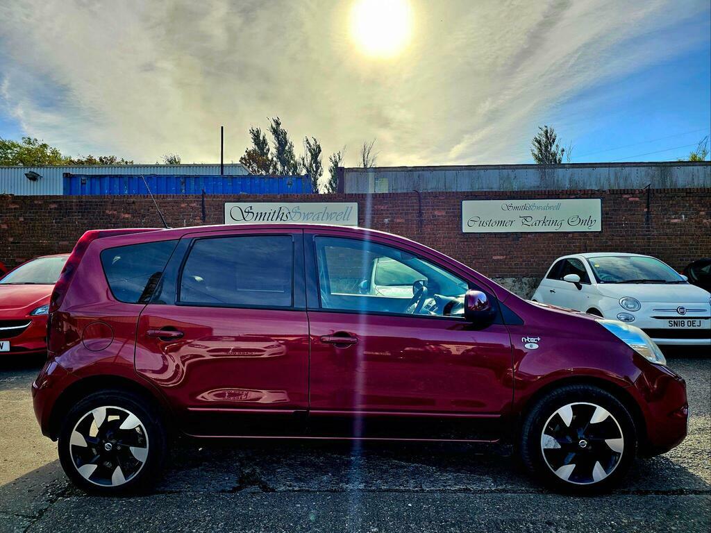 Nissan Note 1.6 16V N-tec Euro 5 Red #3