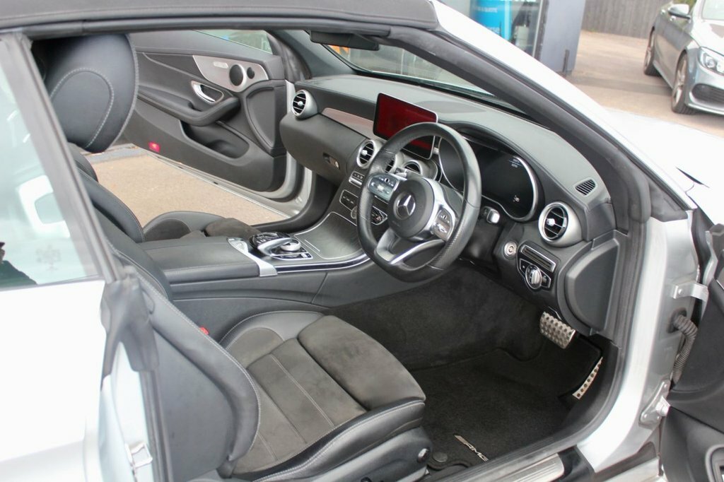 Mercedes-Benz C Class 2L Amg Line Silver #3