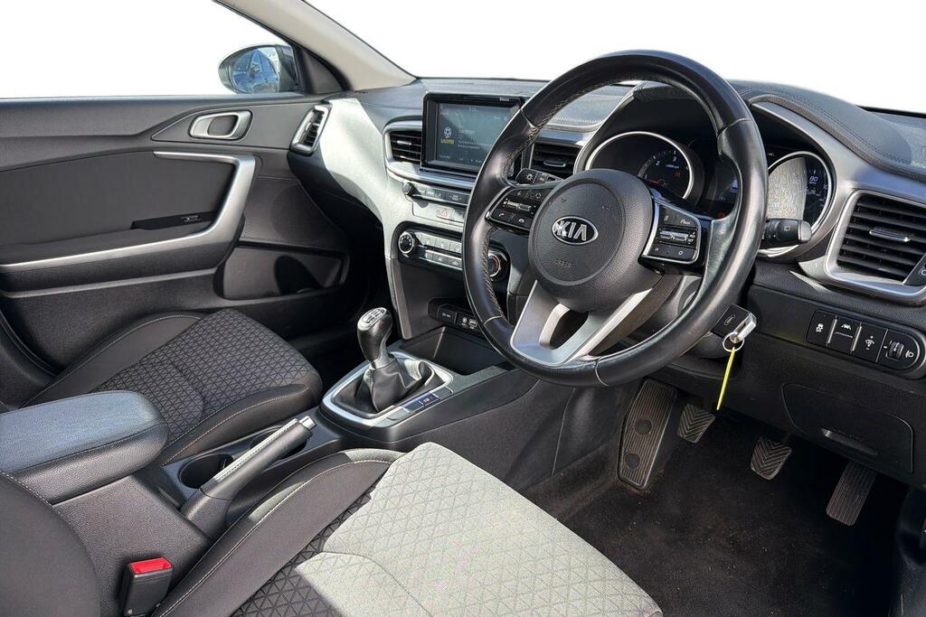 Kia Ceed 1.6 Crdi 2 Silver #6