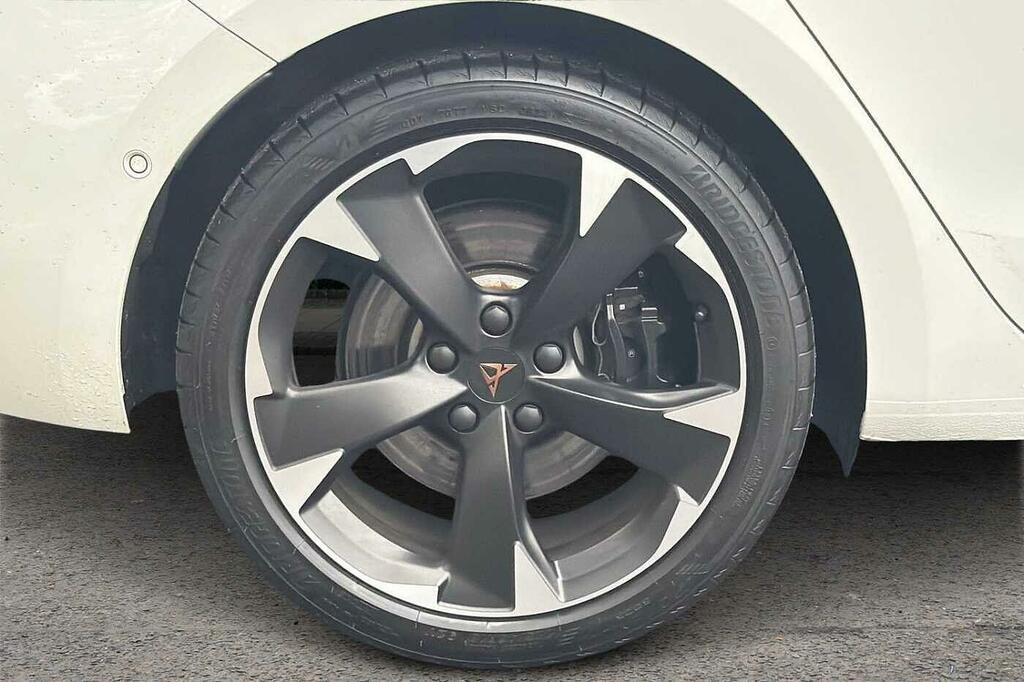 Cupra Leon 2.0 Tsi Vz1 Dsg White #5