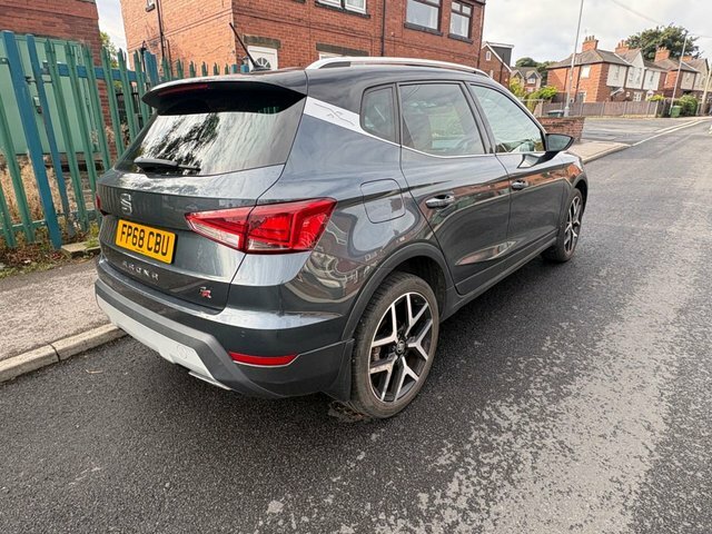 Seat Arona Tsi Gpf Fr Sport Grey #3