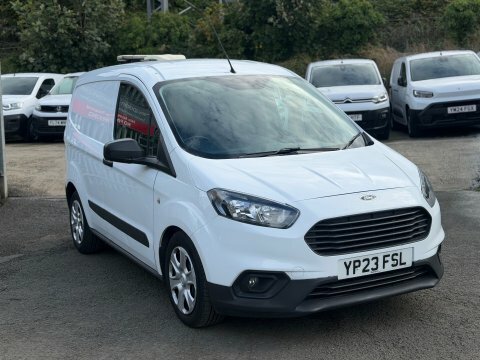 Ford Transit Courier Mpv