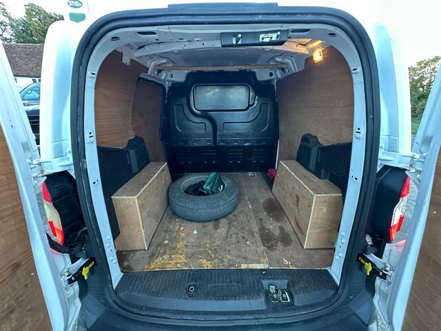 Ford Transit Courier 1.5 Tdci Trend Panel Van L1 Euro White #3