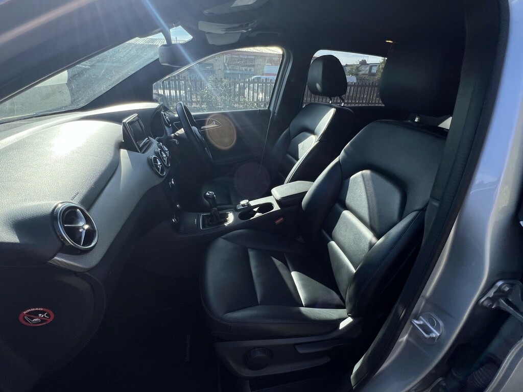 Mercedes-Benz B Class Mpv 1.5 B180 Cdi Eco Se 2014 Black #12