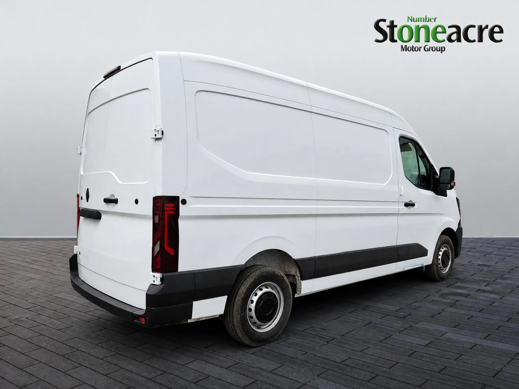 Renault Master Mm40 104Kw 87Kwh White #2