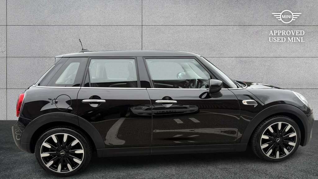 Mini Hatch 1.5 Cooper Exclusive II Comfortnav Pck Black #2