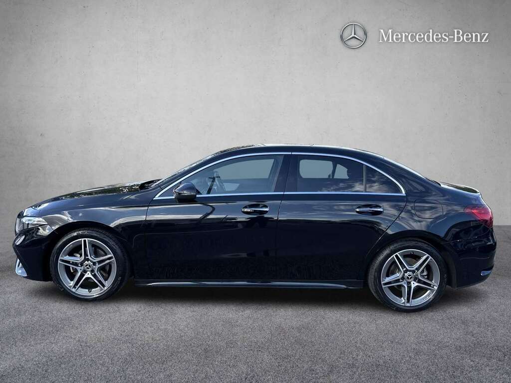 Mercedes-Benz A Class A200 Amg Line Executive 2023 Black #6