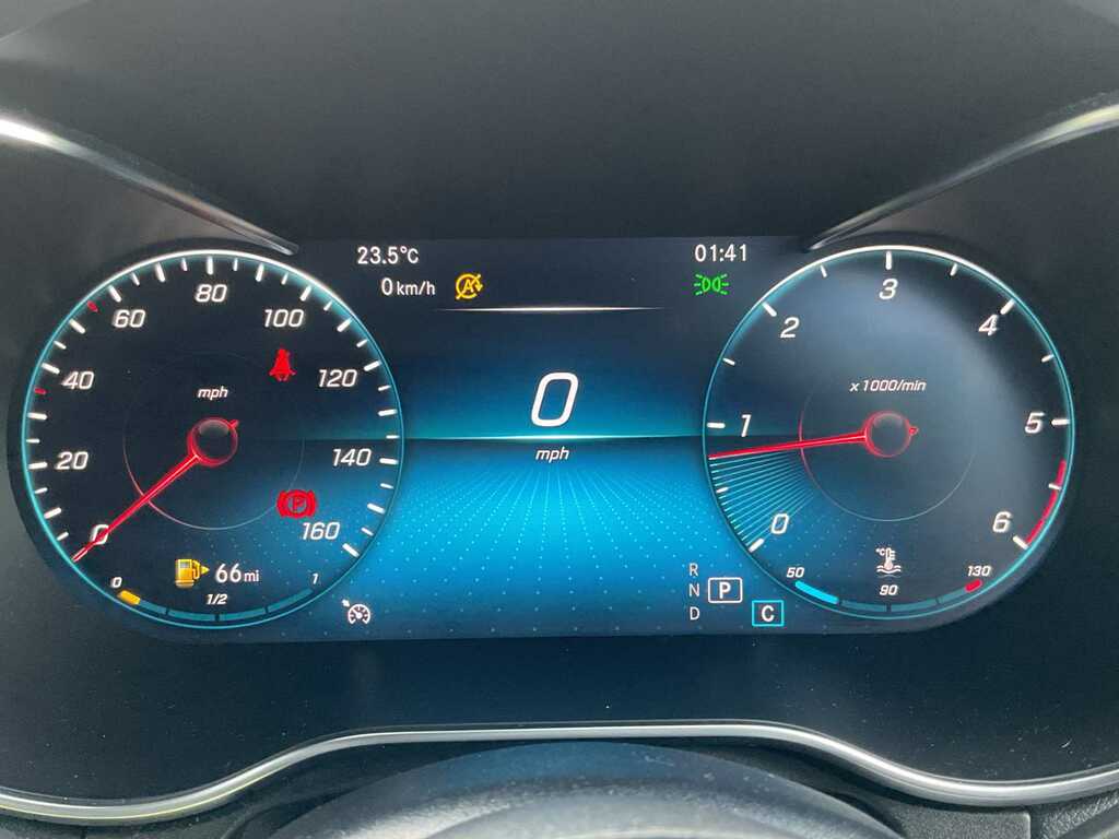 Mercedes-Benz GLC Class Glc 300 Amg Line 4Matic Black #34