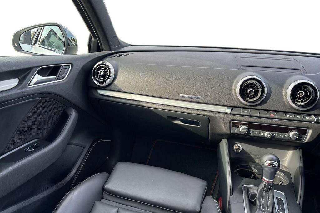 Audi A3 35 Tfsi S Line Comfortsound Grey #19