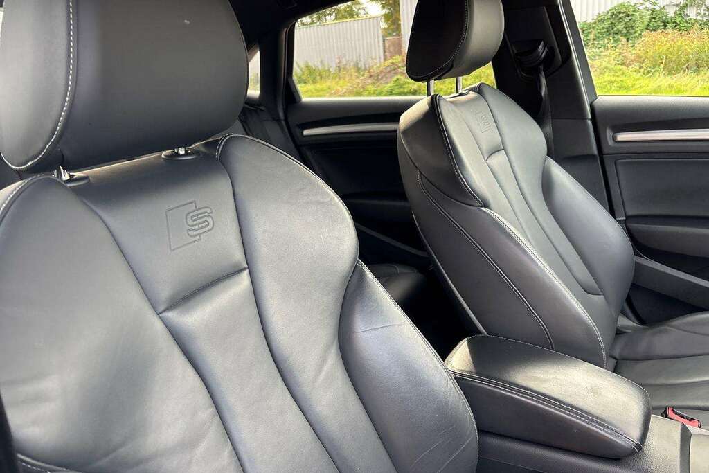 Audi A3 35 Tfsi S Line Comfortsound Grey #31