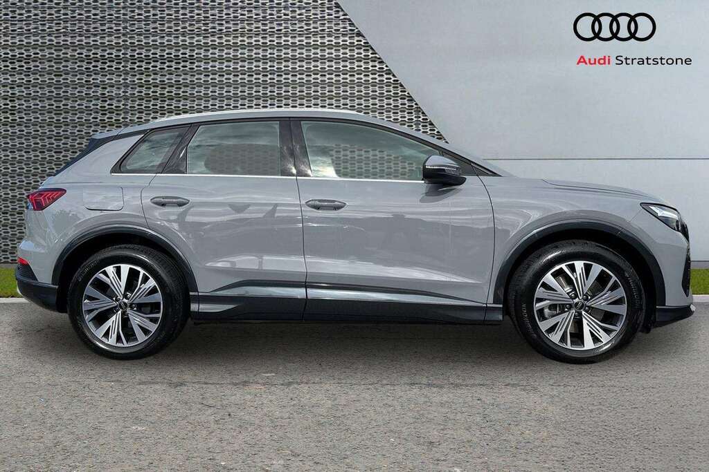 Audi Q4 E Tron 210Kw 45 82Kwh Sport Leather 2026 Grey #4
