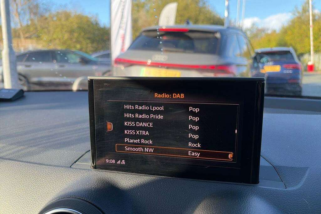 Audi Q2 1.5 Q2 Sport 35 Tfsi Grey #38