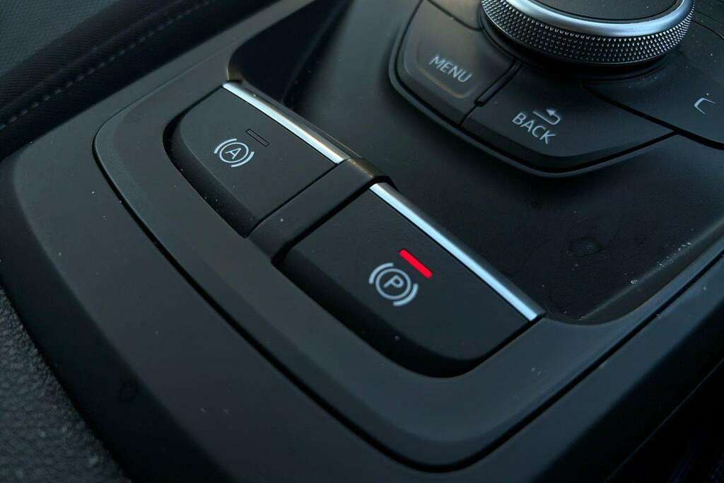 Audi Q2 1.5 Q2 Sport 35 Tfsi Grey #31