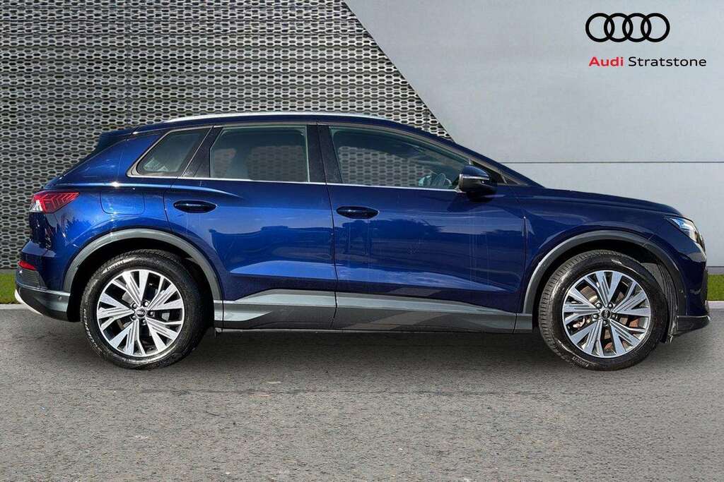 Audi Q4 E Tron 125Kw 35 55Kwh Sport 2022 Blue #4
