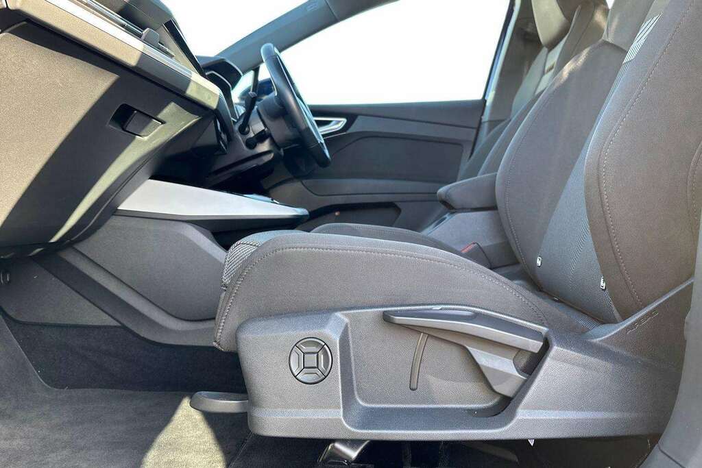 Audi Q4 E Tron 40 Vorsprung Suv 82Kwh 204 Ps Grey #21